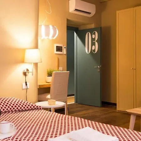 Holidays Via Colombo 32 3* 斯培西亚