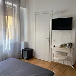 Holidays Via Colombo 32 בית הארחה 3*