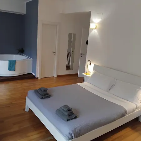 Holidays Via Colombo 32 בית הארחה 3*